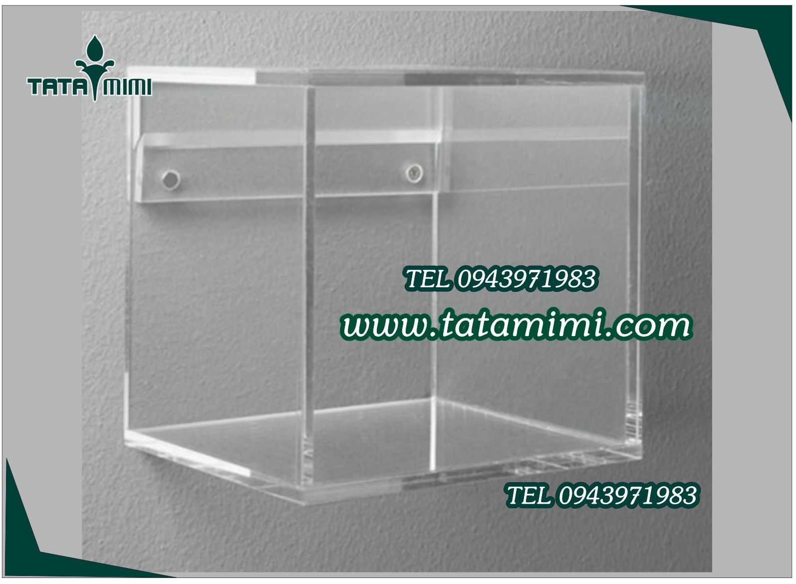 Các hộp chụp làm theo kích thước kết hợp cùng đế gỗ hoặc mica