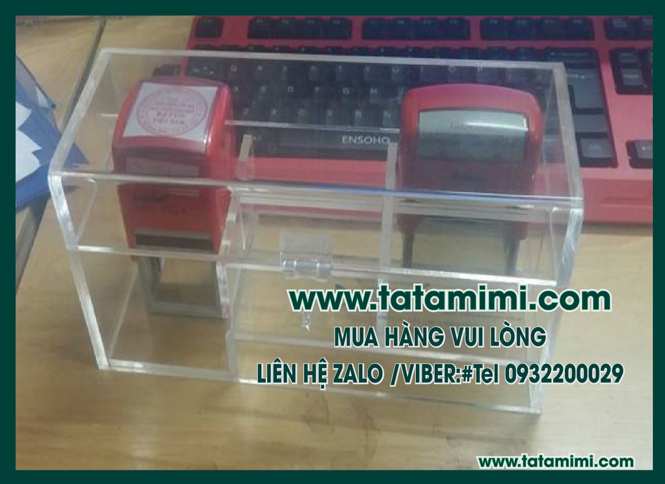 Kệ mica hoàn hảo để trưng bày các sản phẩm mẫu