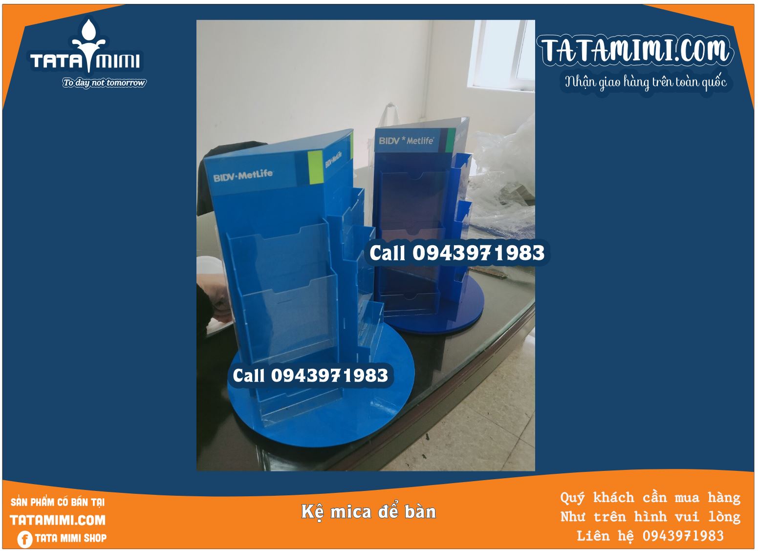 Kệ mica xoay có 3 mặt kích thước khác nhau