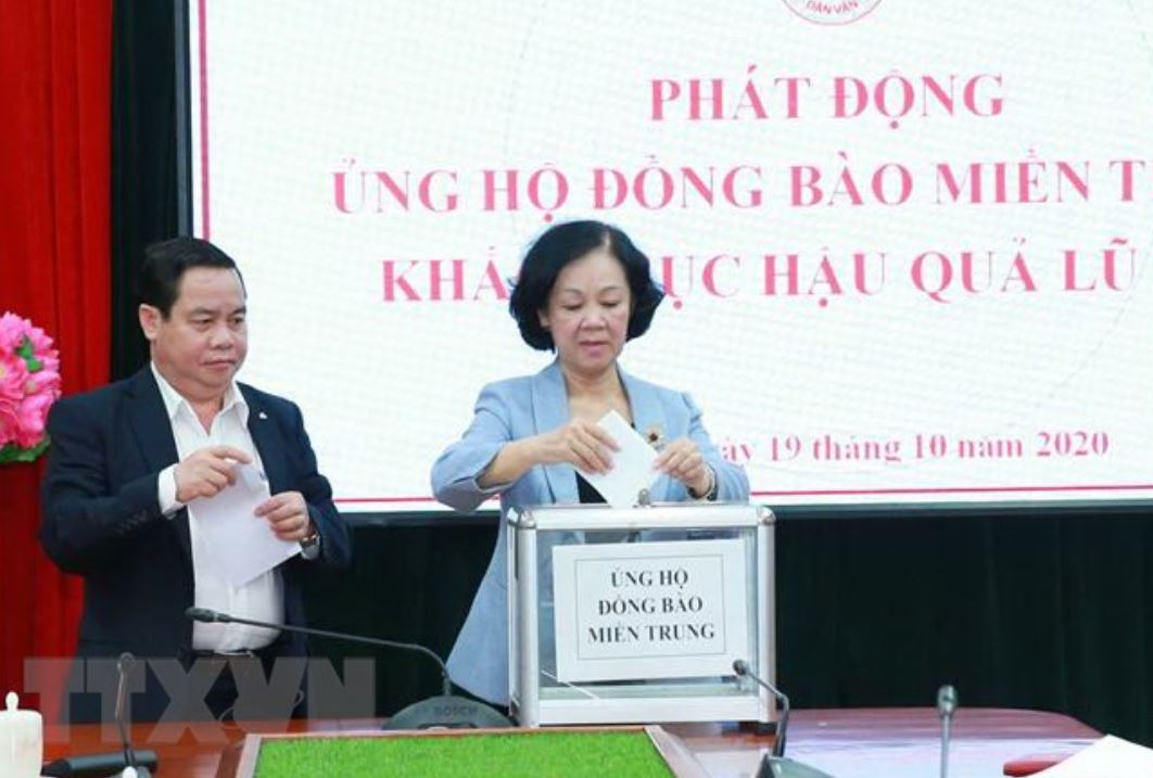 Sẻ chia yêu thương đến với miền Trung ruột thịt