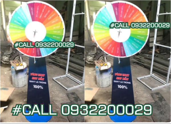 Sản xuất kệ mica xoay theo yêu cầu