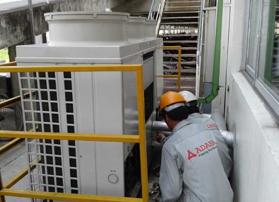 ve sinh, bao duong dieu hoa trung tam