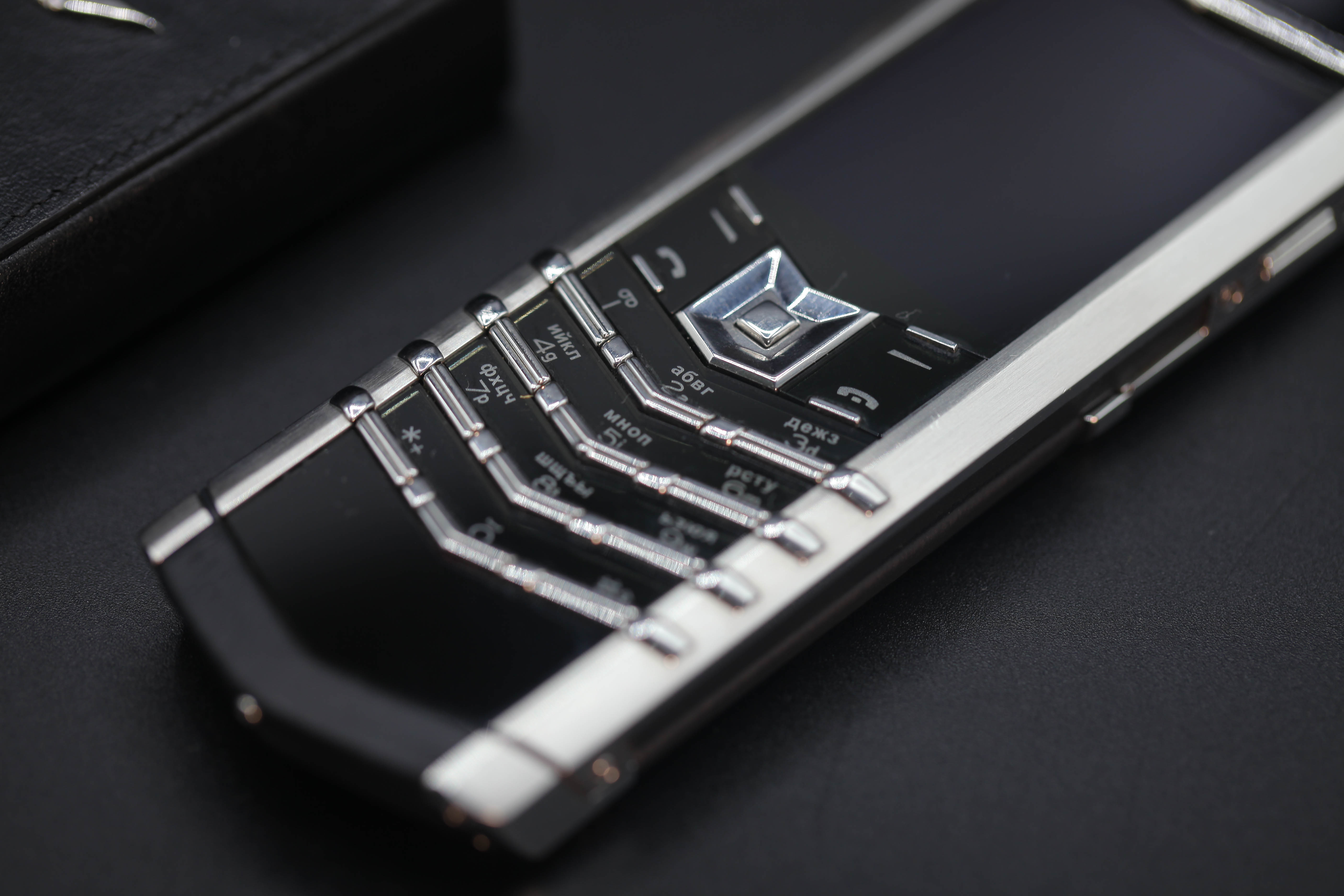 Vertu Signature S Stainless Steel