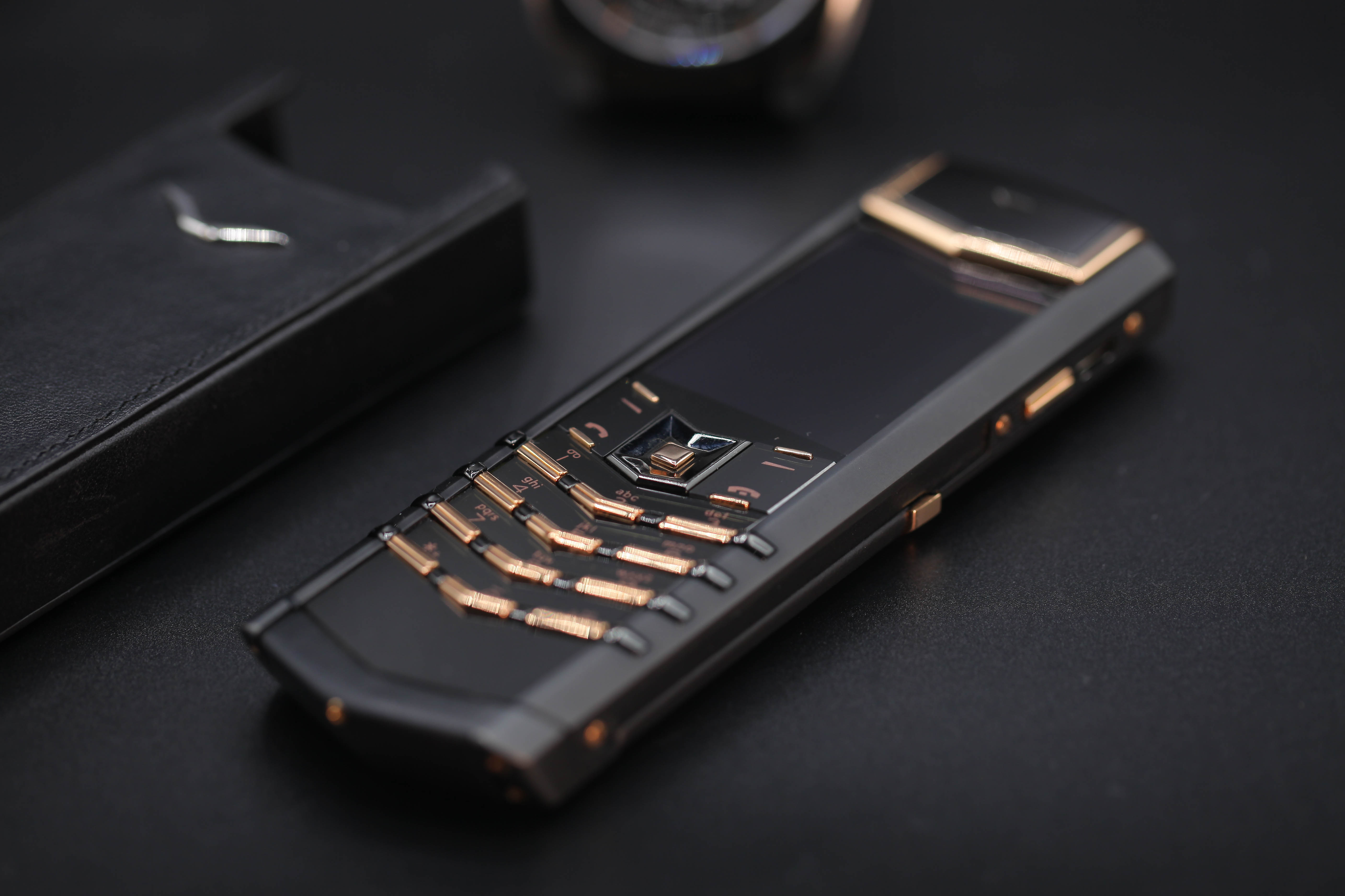 Vertu Signature S Black