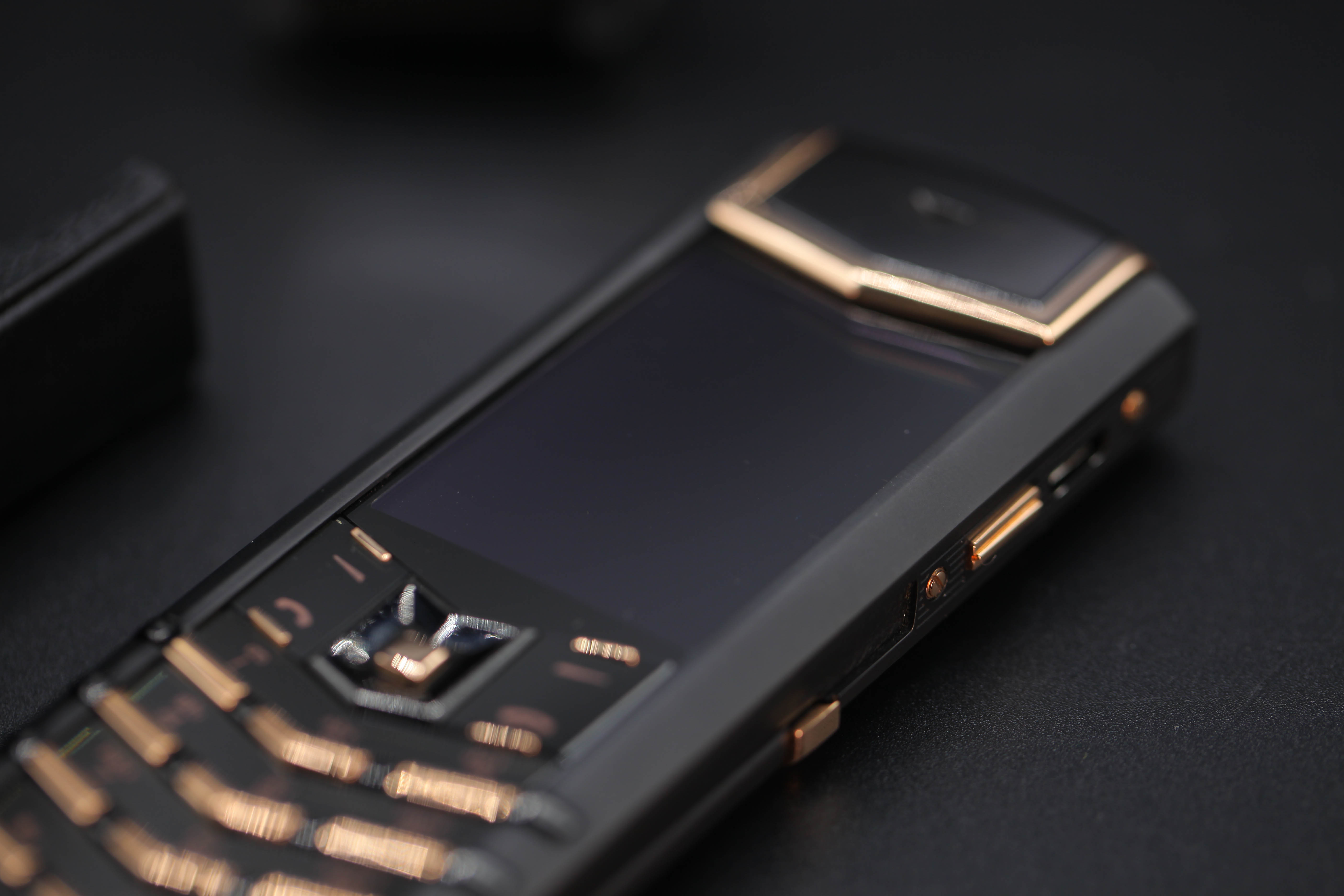 Vertu Signature S Black