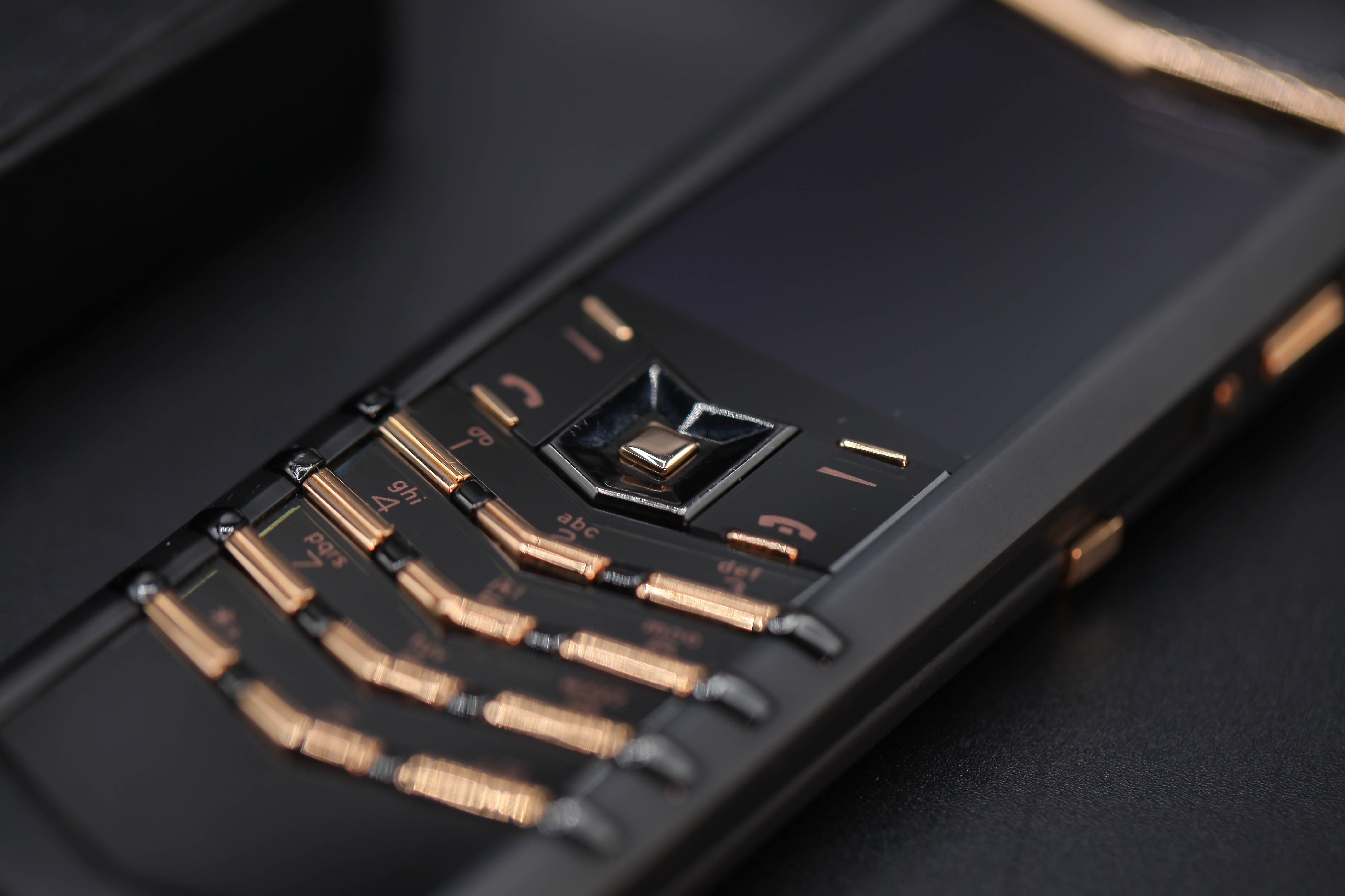 Vertu Signature S Black