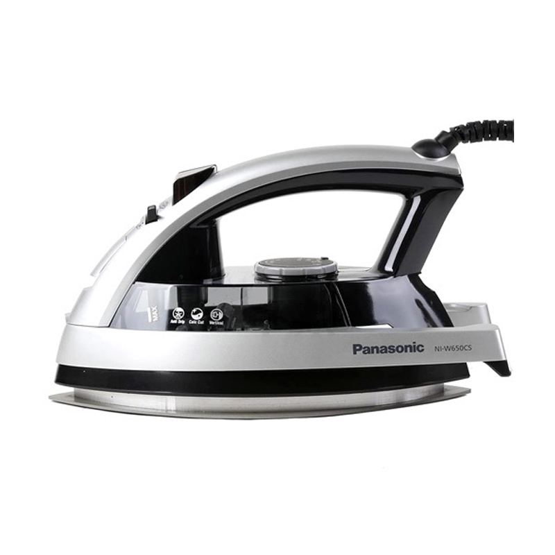 Bàn là hơi nước Panasonic NI-W650CSLRA