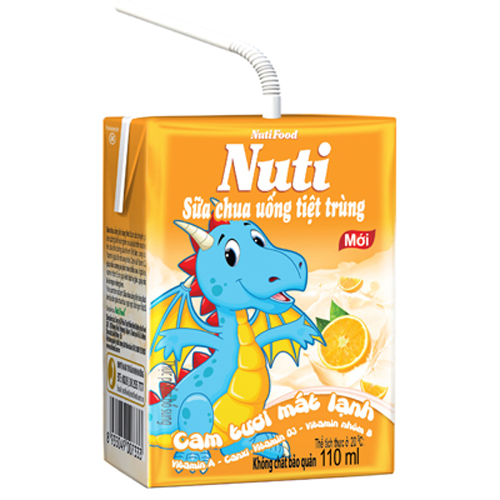 Nuti sữa chua uống tiệt trùng hương cam- Lốc 4 hộp x 110ml
