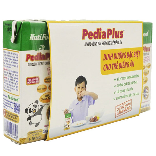 Sữa bột pha sẵn Pedia Plus 110ml (4 hộp)