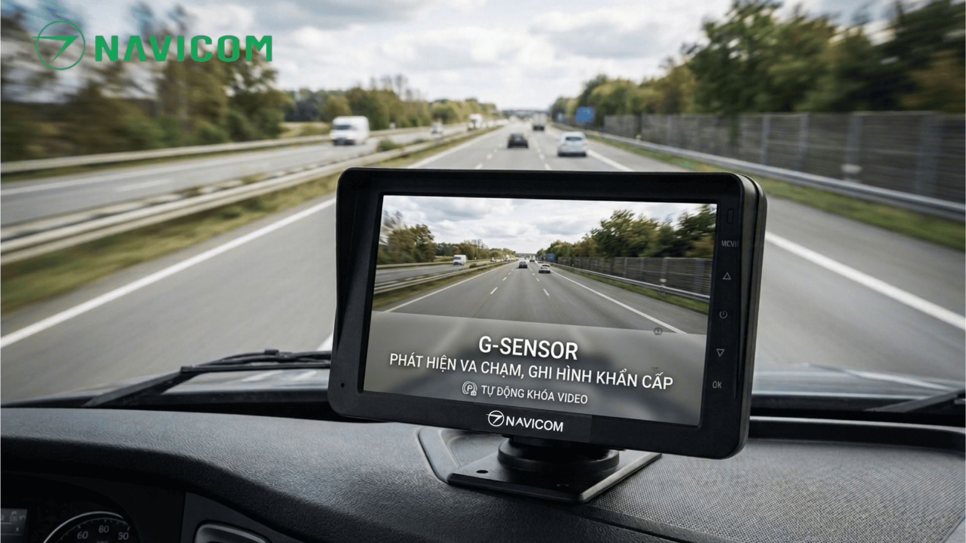 Hệ thống camera hành trình kết hợp cảm biến lùi chuyên dụng cho xe tải, xe bus, xe cỡ lớn: GT7-S4C1