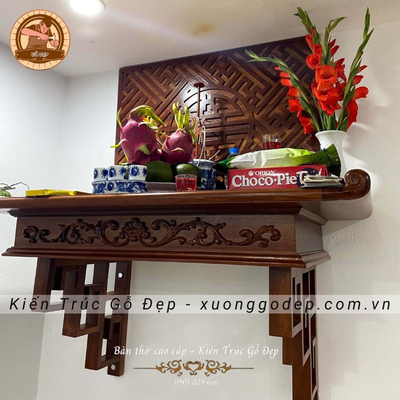 Địa chỉ sản xuất bàn thờ treo gỗ gõ Lào uy tín?