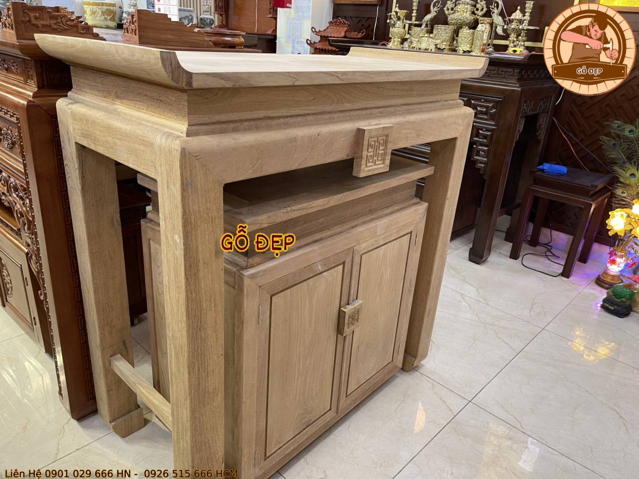 Mẫu Bàn Thờ Đứng Chung Cư Gỗ Gụ BT 22 - trưng bày tại cửa hàng