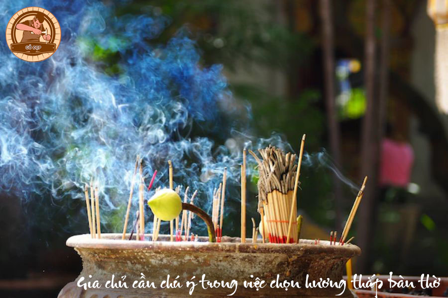 Gia chủ cần chú ý trong việc chọn hương thắp bàn thờ