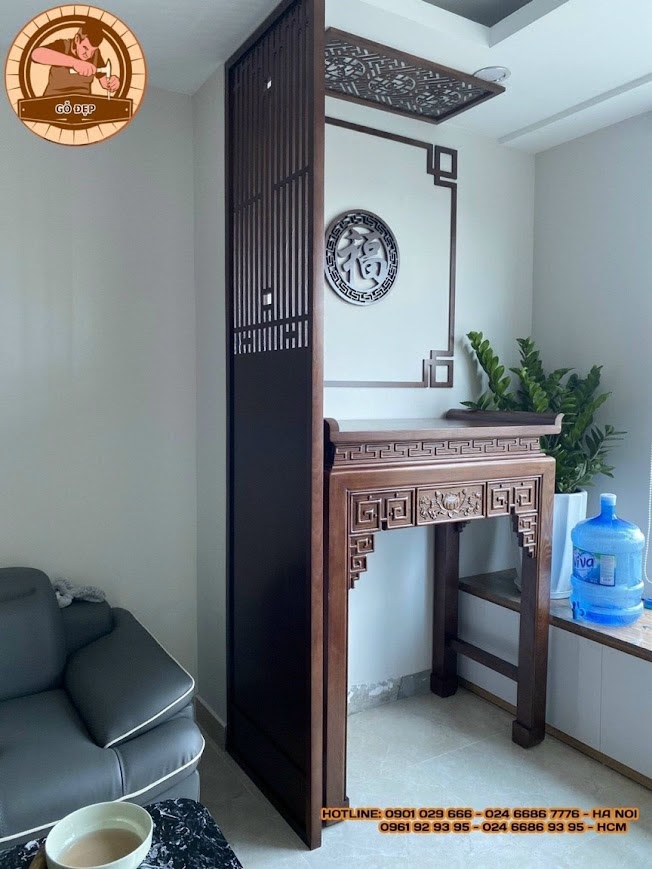 Mẫu bàn thờ hiện đại kết hợp với không gian phòng khách