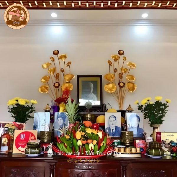 Sắp xếp ảnh trên bàn thờ theo quan niệm “Nam tả, nữ hữu”