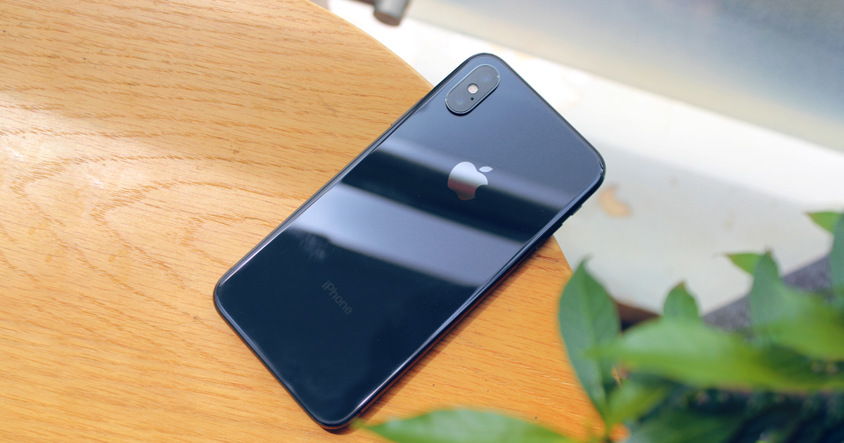 iphone-x-quoc-te-sale-soc-tai-tho-sky-gia-chi-con-tu-11-8-trieu-dong