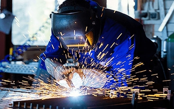 Đồ nghề thợ hàn và những thứ cần trang bị cho thợ hàn