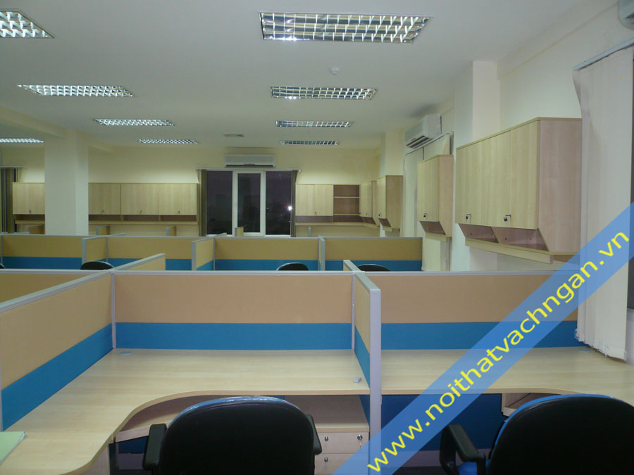 vach-ngan-ban-lam-viec-ni-ni-0703