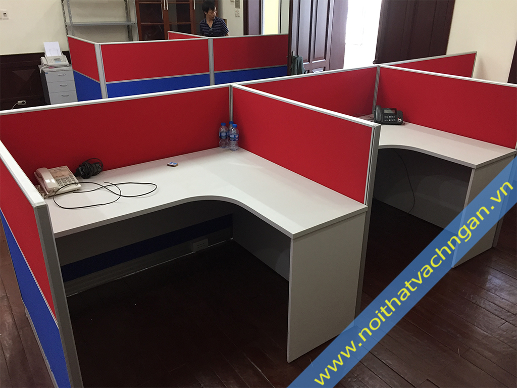 Vách ngăn bàn làm việc VNB04NN Nỉ-Nỉ