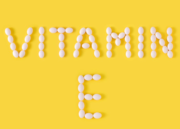 vitamin E cho phụ nữ sau sinh
