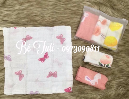 kinh-nghiem-mua-quan-ao-cho-tre-so-sinh