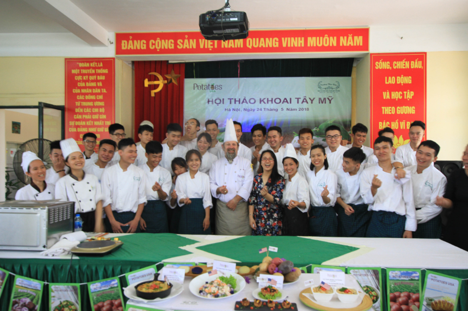 HỘI THẢO