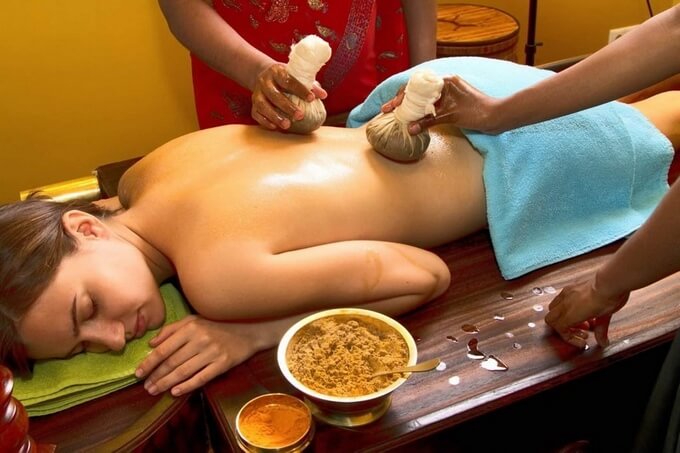 tự chăm sóc bản thân dành cho nhân viên mát xa trị liệu và yoga trị liệu