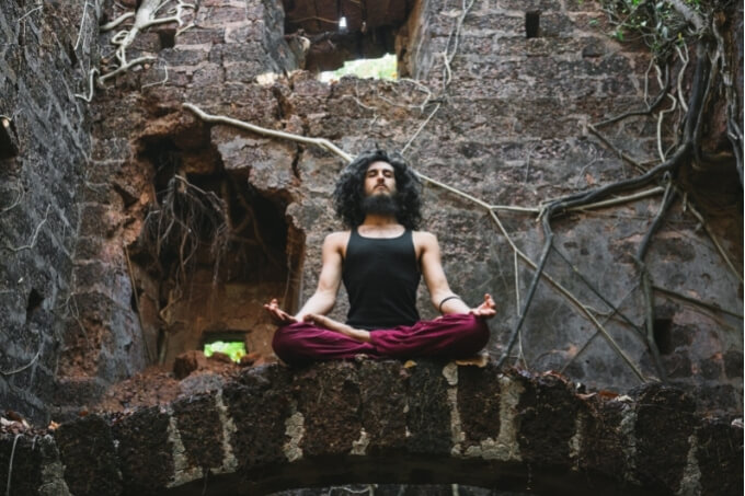 Những danh xưng, tên hiệu và tên linh thiêng trong yoga