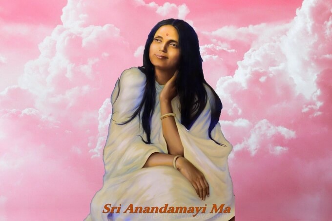 Sri Anandamayi Ma - Một Nữ thánh, một Bậc thầy Yogini