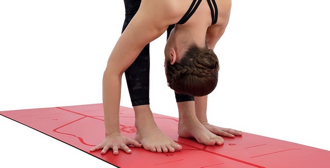 Đứng gập người (Uttanasana)