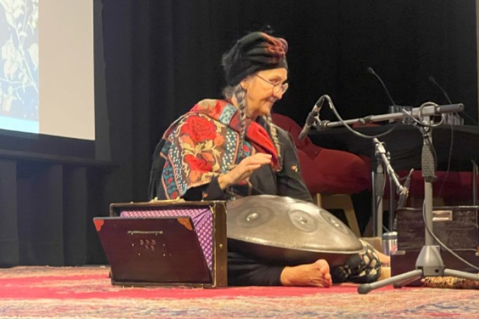 hành trình của Nada Yoga cuối cùng dẫn ta về cõi tĩnh lặng nội tâm