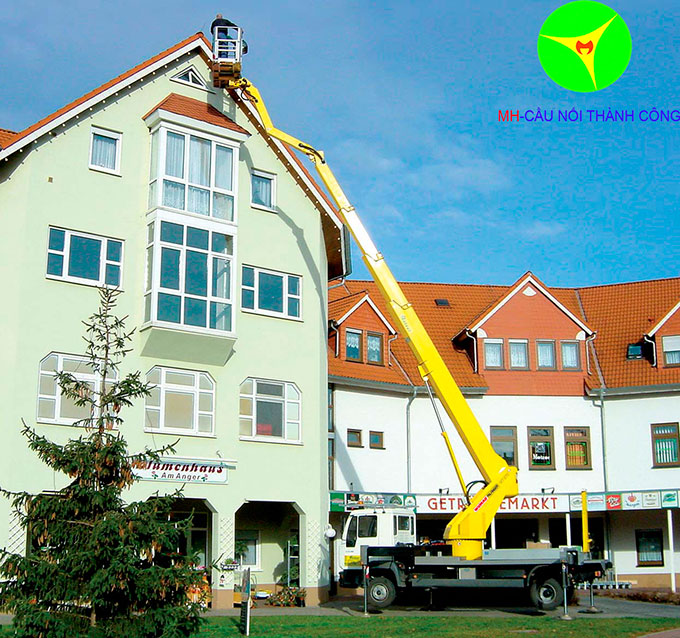 xe nâng người 27m palfinger