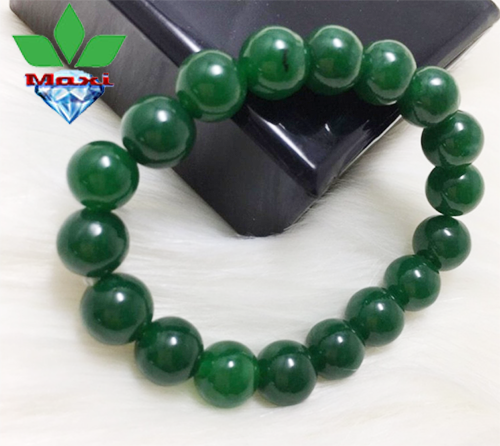 Vòng tay phong thủy đá xanh