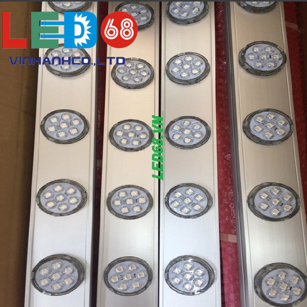 Các mẫu đèn led trang trí tòa nhà đẹp nhất hiện nay