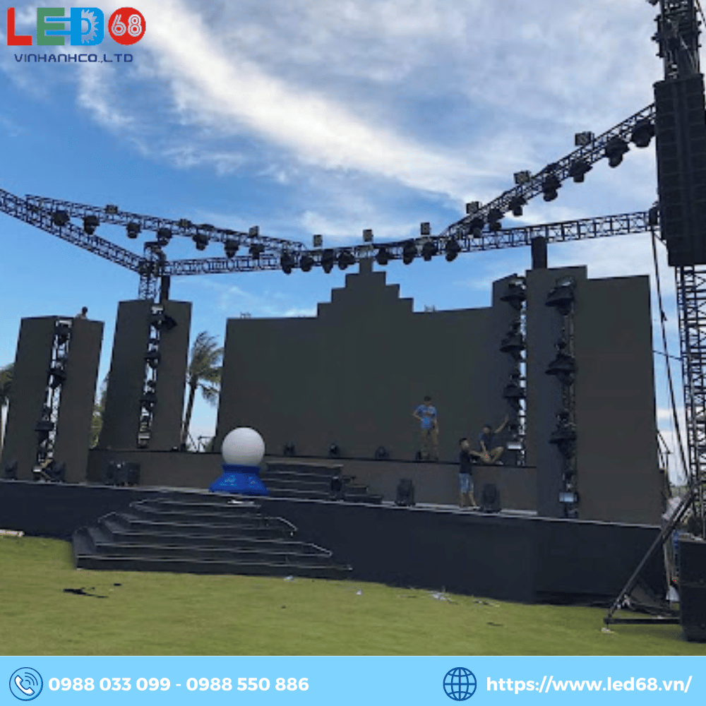 giá thuê màn hình led ngoài trời tăng theo kích thước, độ phân giải của màn hình