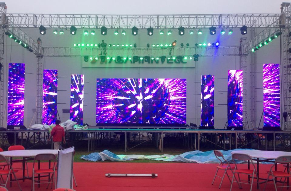 Chọn visual cho màn hình led sự kiện