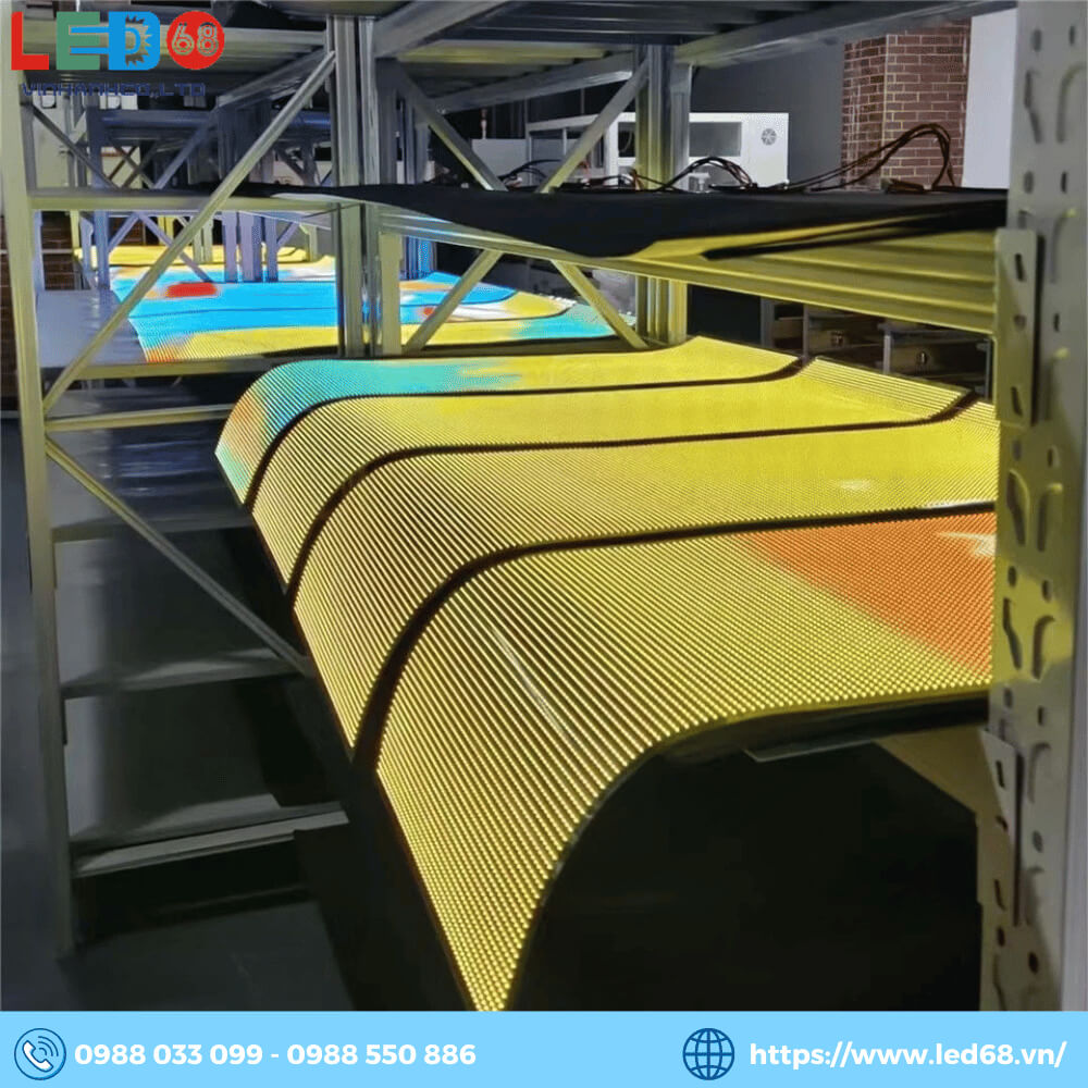 màn hình led dán kính