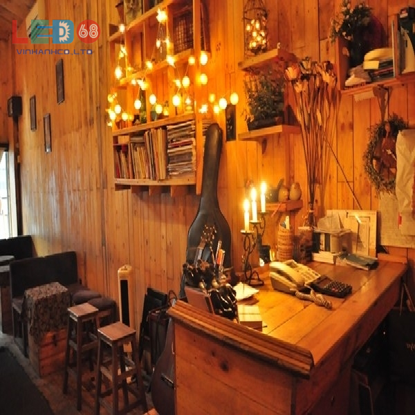 Ý tưởng dùng đèn dây trang trí quán cafe cực ấn tượng