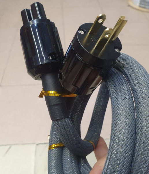 Cặp dây nguồn audio hifi bọc xác rắn - power cable