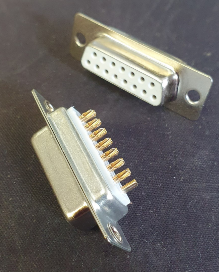 JACK  DP 15-  JACK 15 CHÂN- 15 PIN CONNECTOR- com 15 chân