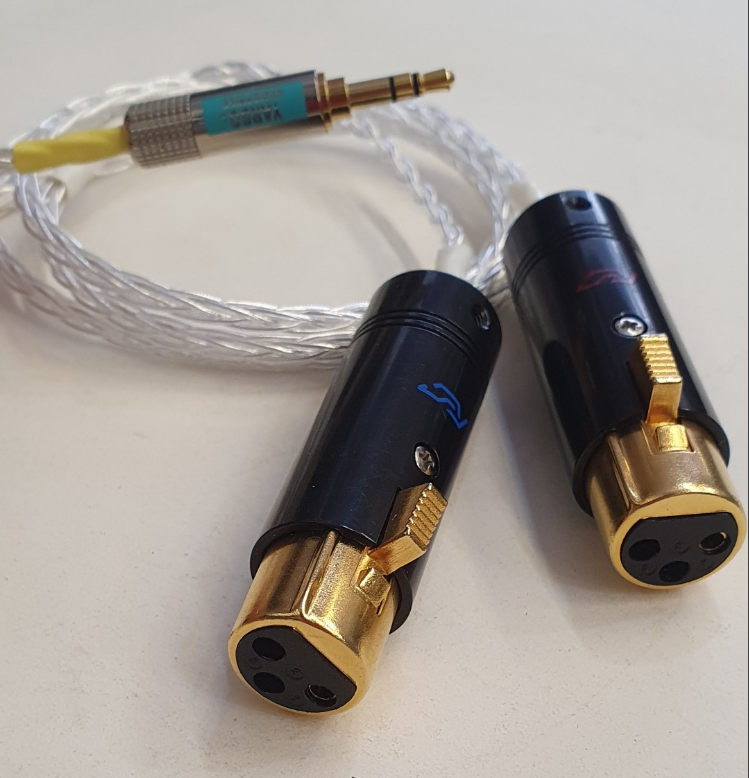 Dây audio 3.5 ra 2 đầu  xlr ( yarbo + jack Đài loan)