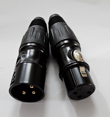 BC3F-BG0S cặp canon  cái đen mạ vàng