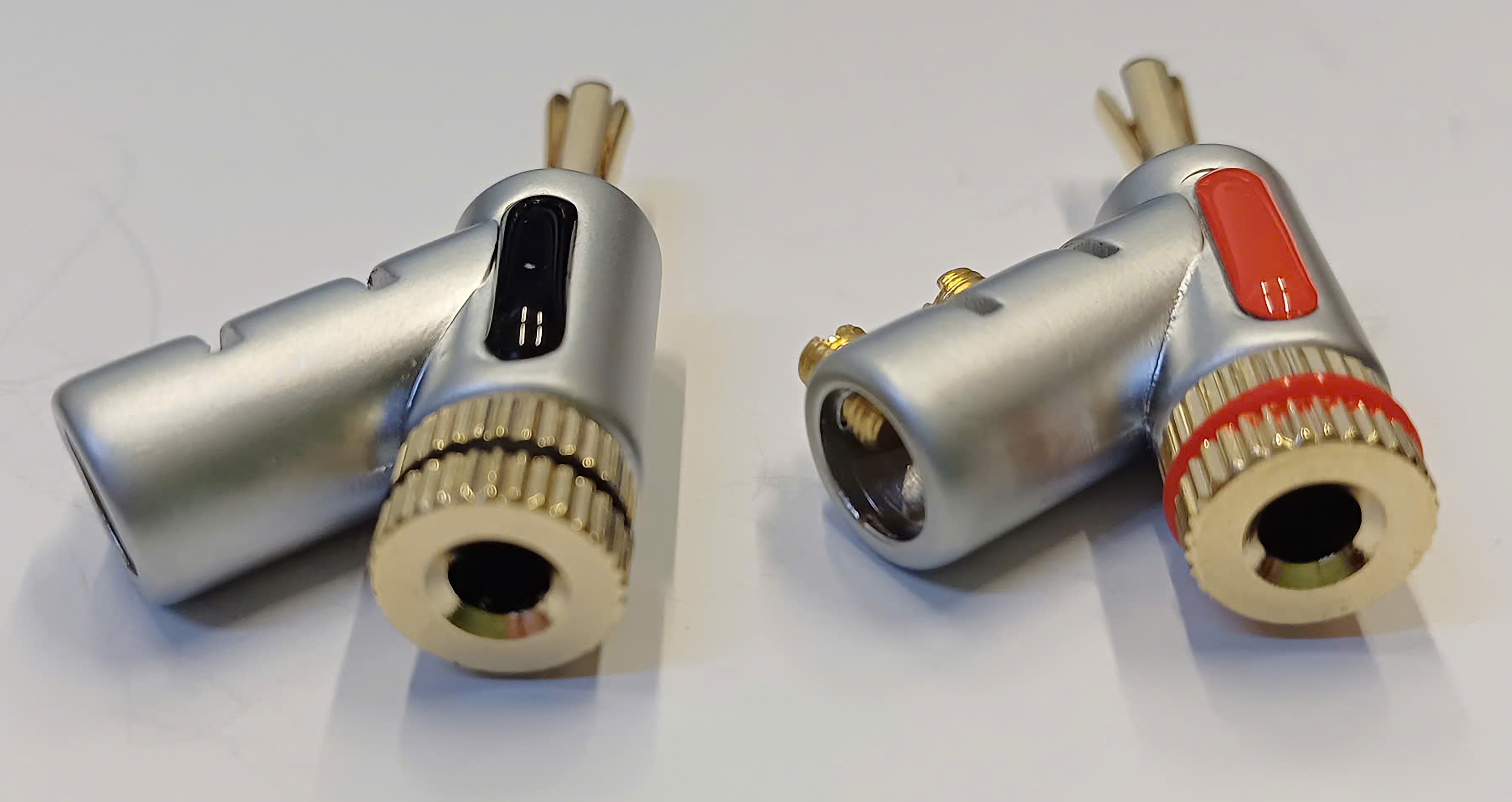 Bắp Chuối Win WS-3580 – Dạng 45° Cao Cấp (Đỏ/Đen)