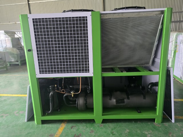 Kết cấu chiller trong ngành nhựa