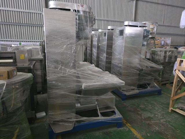 Máy vắt nhựa ly tâm trong ngành tái chế nhựa