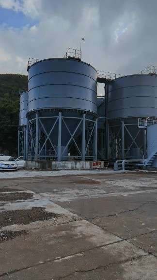 Bể lọc của hệ thống xử lý nước thải