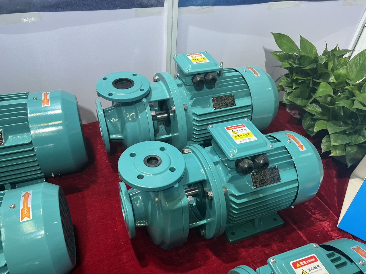 máy bơm chân không