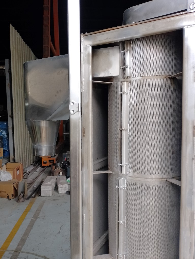 Lồng vắt của máy vắt ly tâm