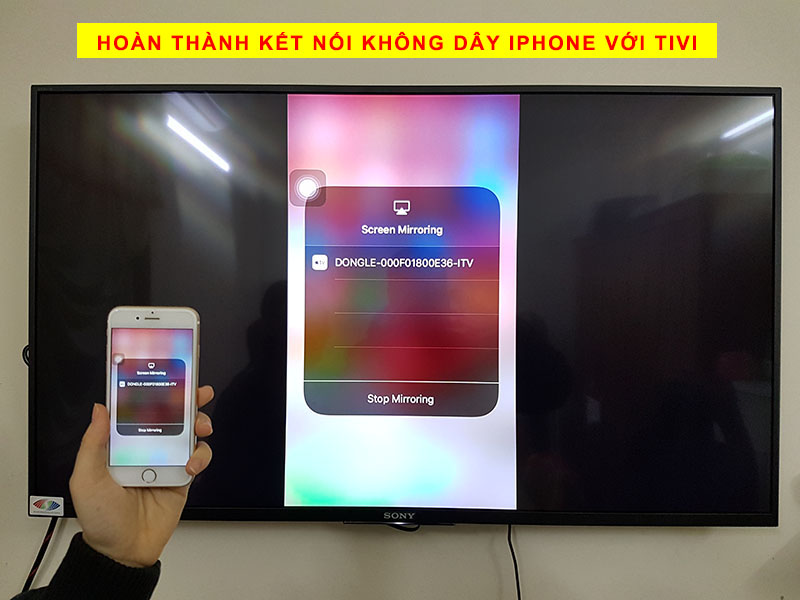 Kết nối điện thoại với tivi bằng AnyCast M2 Plus