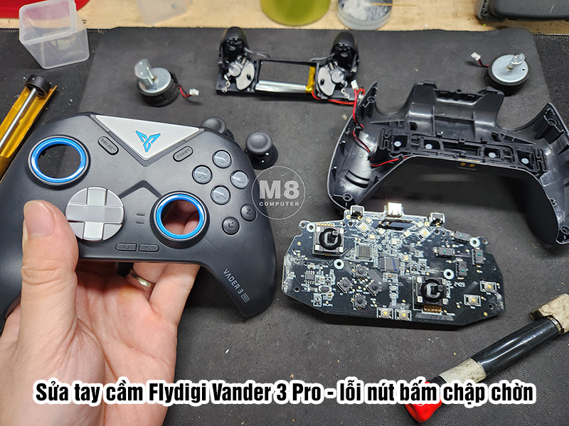 Sửa tay cầm Flydigi Vander 3 Pro lỗi nút bấm chập chờn